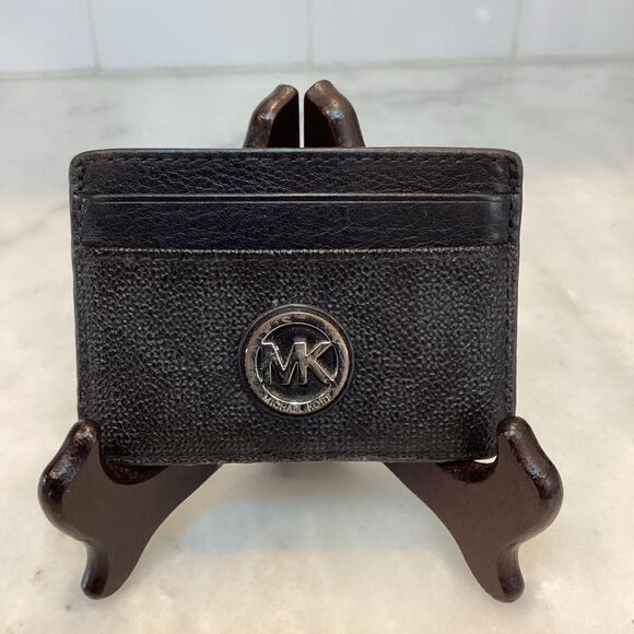 Michael Kors Black Key Card Holder Sleek Design - Picture 1 of 7